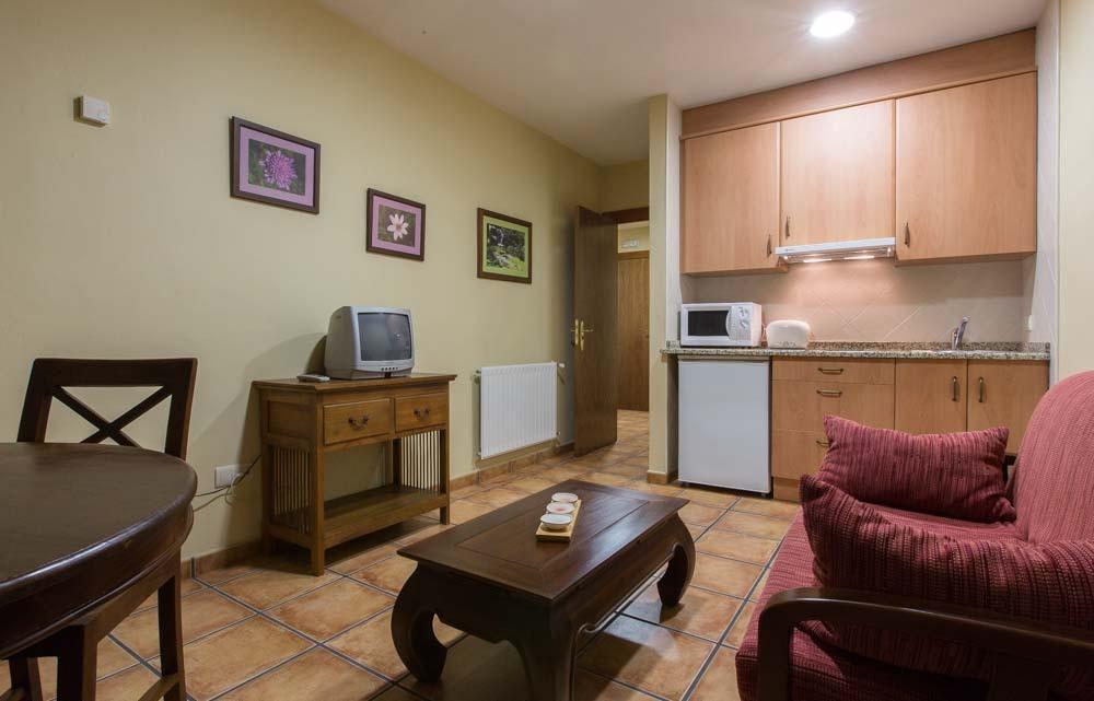 Apartamentos Villa De Cabrales อาเรนัส เด กาบราเลส ภายนอก รูปภาพ